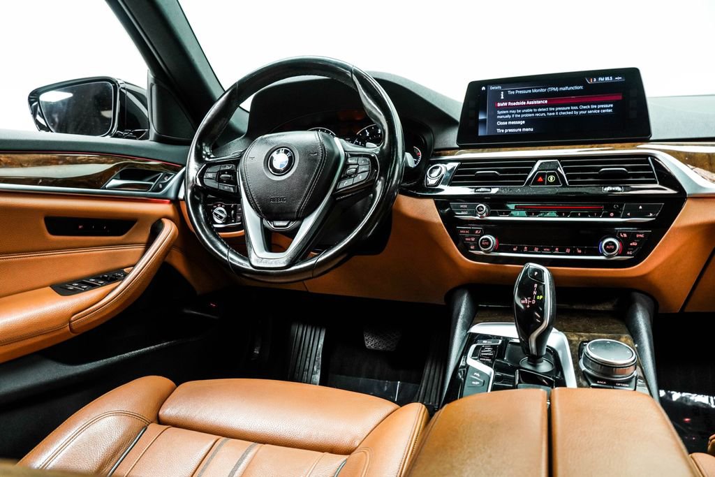 Used 2017 BMW 540i xDrive w/ Premium Package image 23