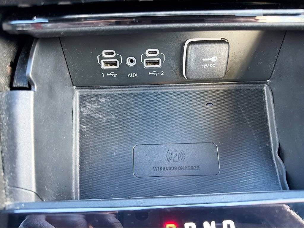 Used 2024 Jeep Grand Cherokee L Limited w/ Luxury Tech Group II image 34