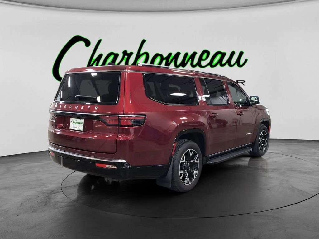 Used 2025 Jeep Wagoneer L Series III AWD/4WD image 5