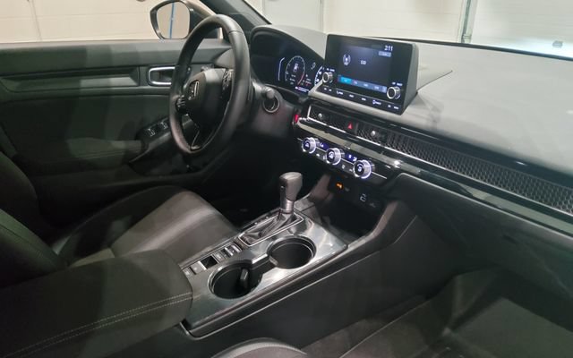 Certified 2024 Honda Civic Sport image 16