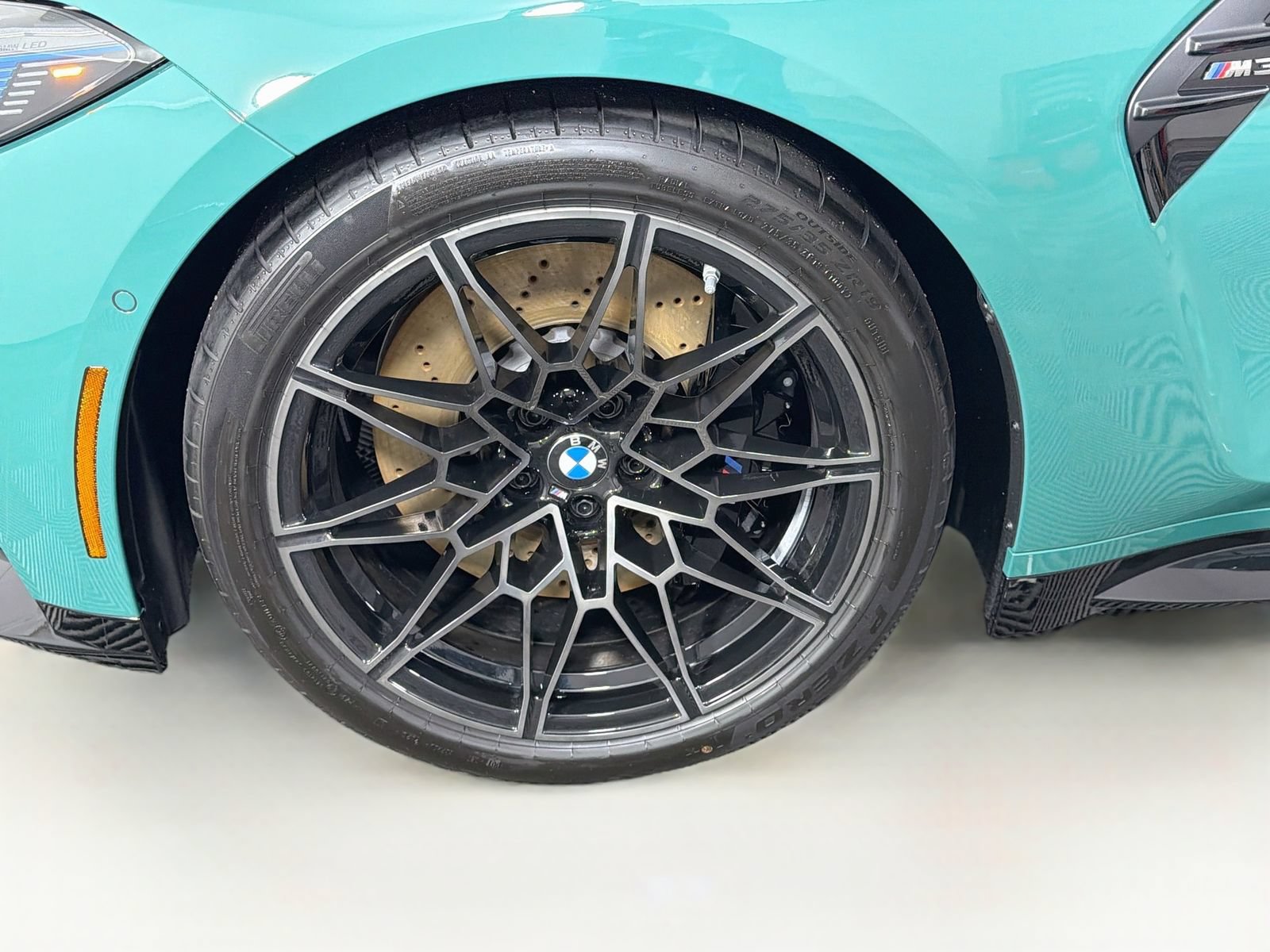 New 2027 BMW M3 w/ M Carbon Exterior Package RWD image 32