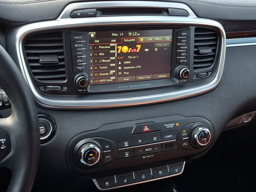 Used 2016 Kia Sorento SX w/ SXL Technology Package image 28