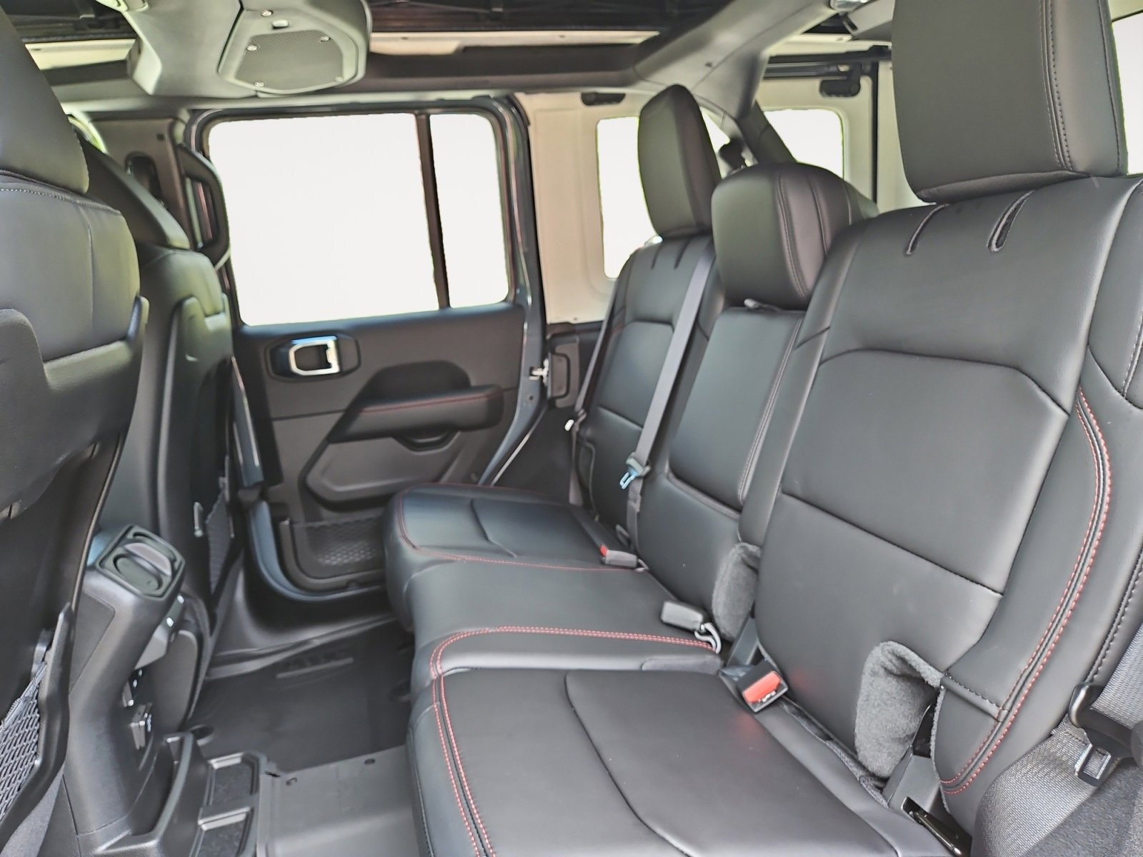 New 2025 Jeep Wrangler Unlimited Rubicon image 13