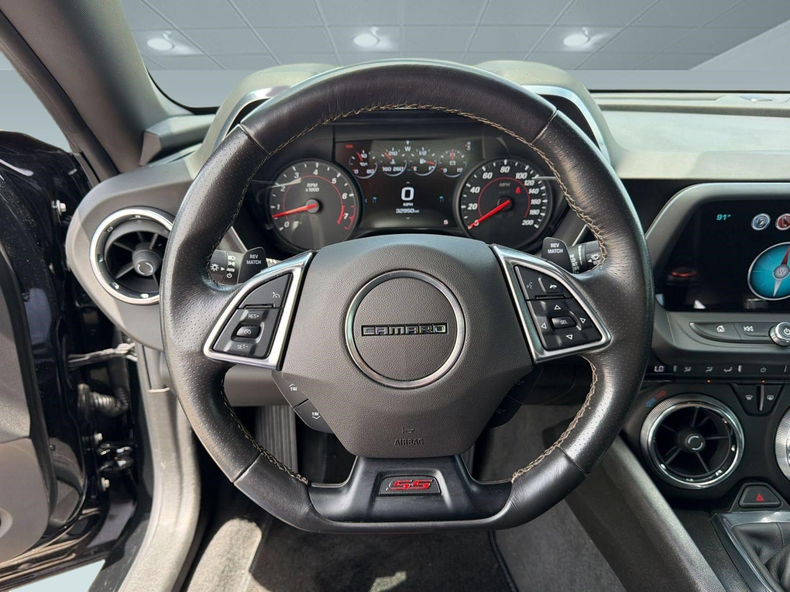 Used 2018 Chevrolet Camaro SS RWD image 11