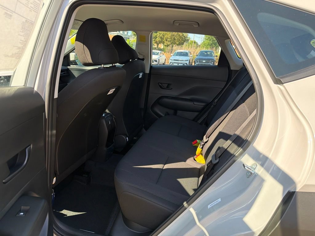 New 2027 Hyundai Kona SE AWD/4WD image 15