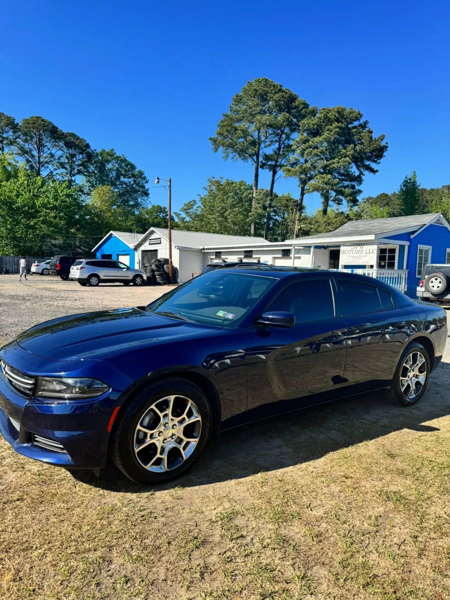 Used 2015 Dodge Charger SE w/ Popular Equipment Group image 5