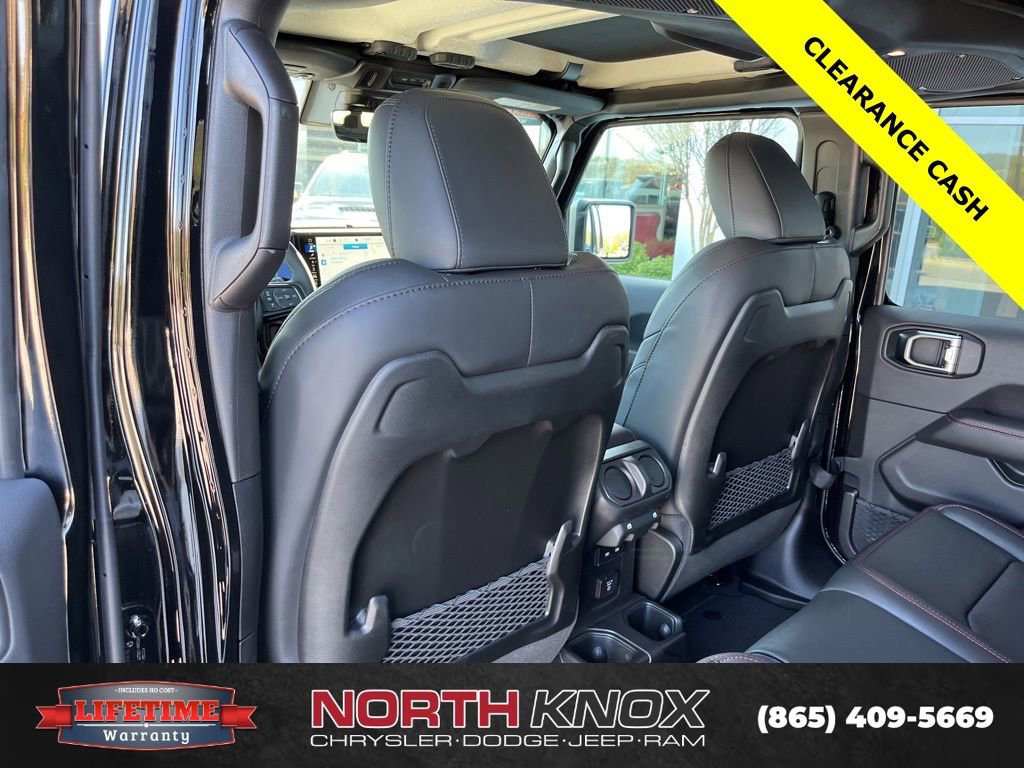 New 2025 Jeep Gladiator Rubicon image 14
