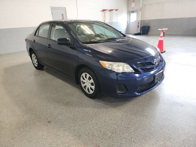 Used 2013 Toyota Corolla S Special Edition FWD image 7