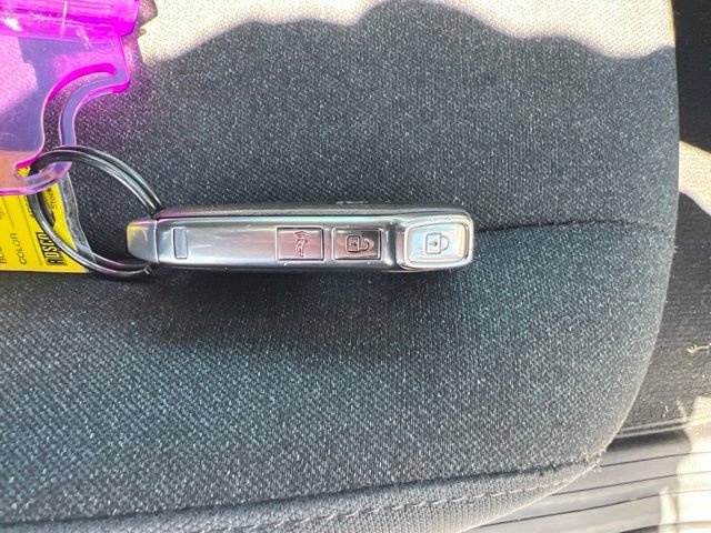 Certified 2022 Kia Carnival LX FWD image 37