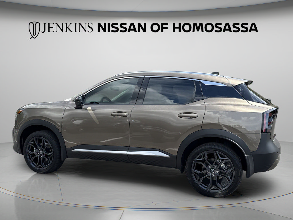 New 2026 Nissan Kicks SR FWD image 9