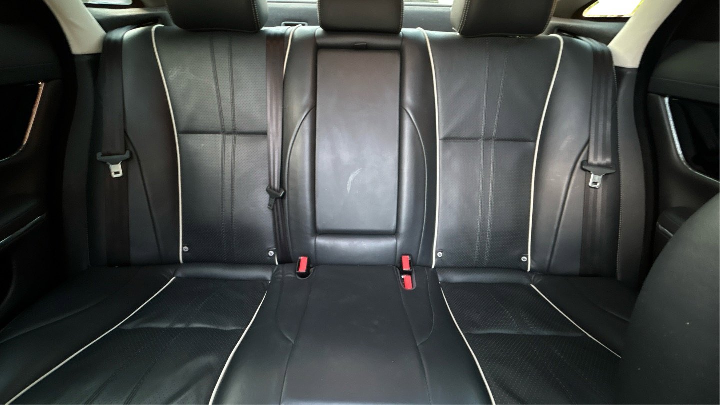 Used 2016 Jaguar XJ R-Sport image 35