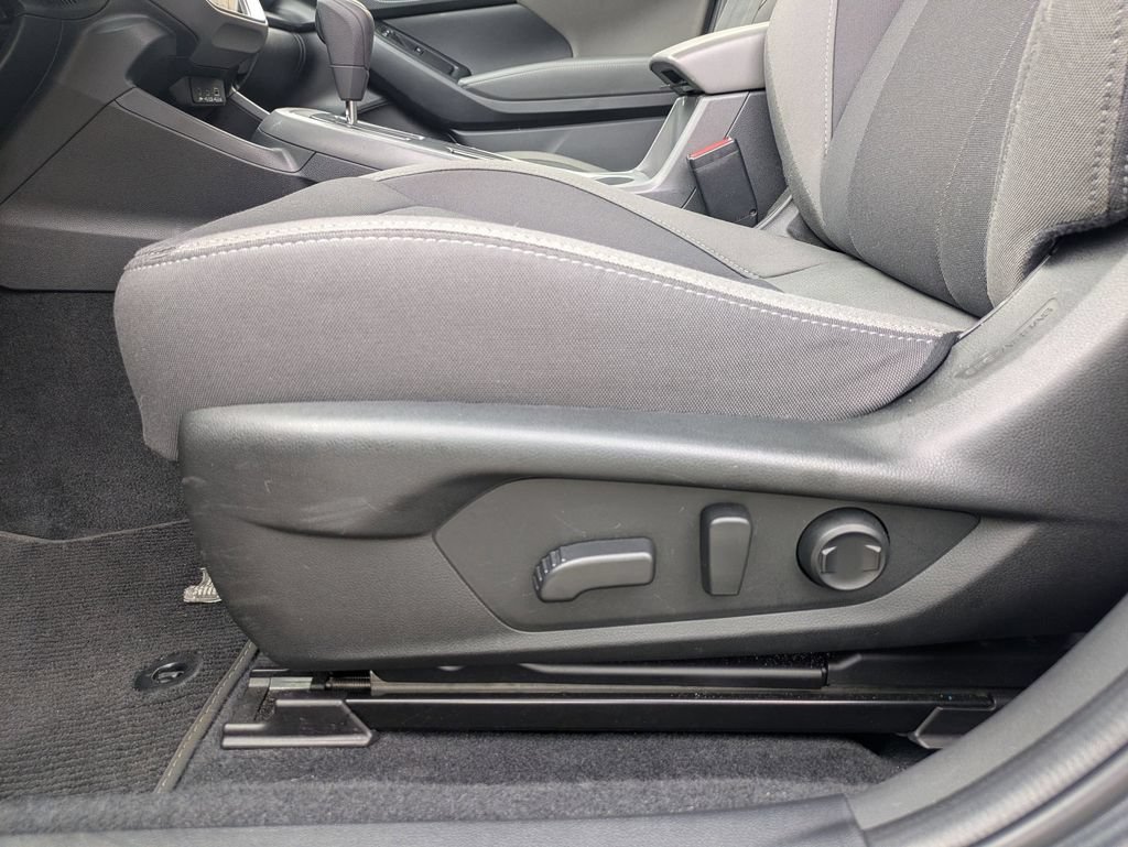 Used 2025 Subaru Crosstrek 2.5i Premium AWD/4WD image 14