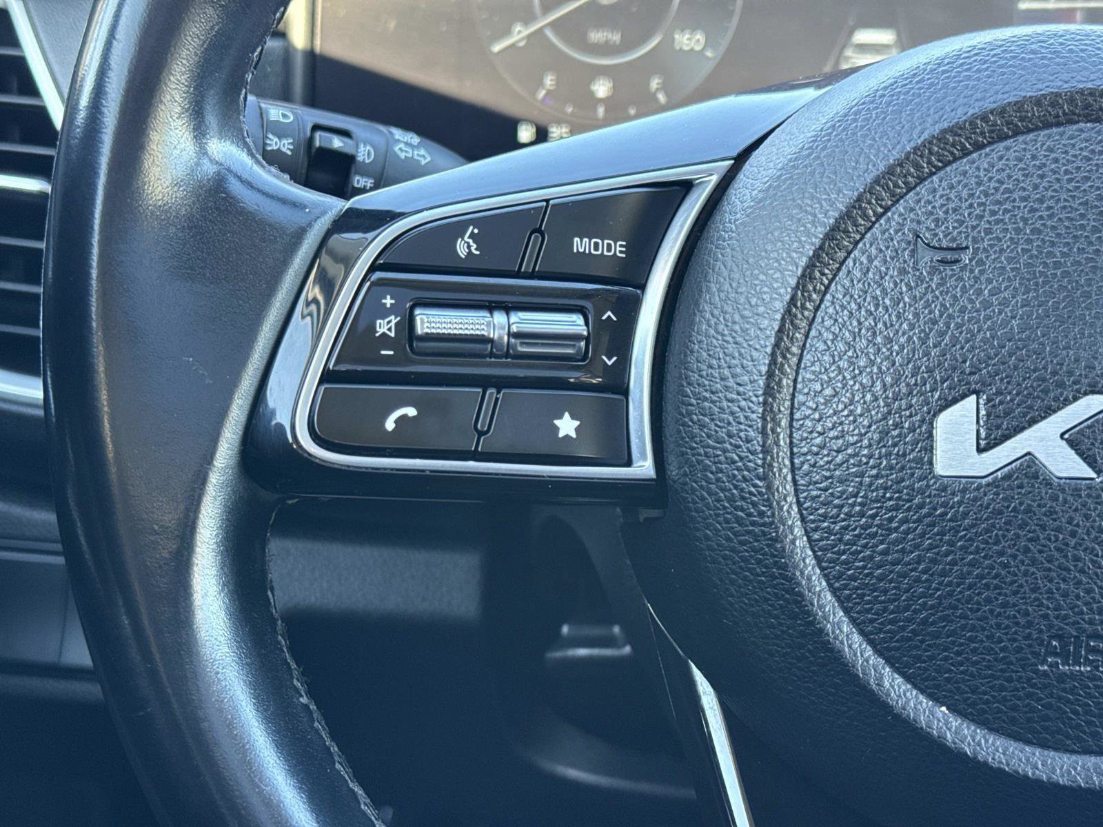 Used 2024 Kia Seltos EX image 9