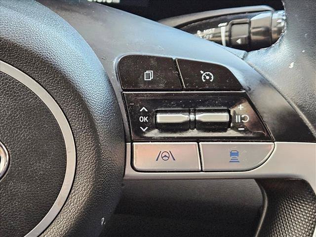 Used 2023 Hyundai Elantra Limited FWD image 23