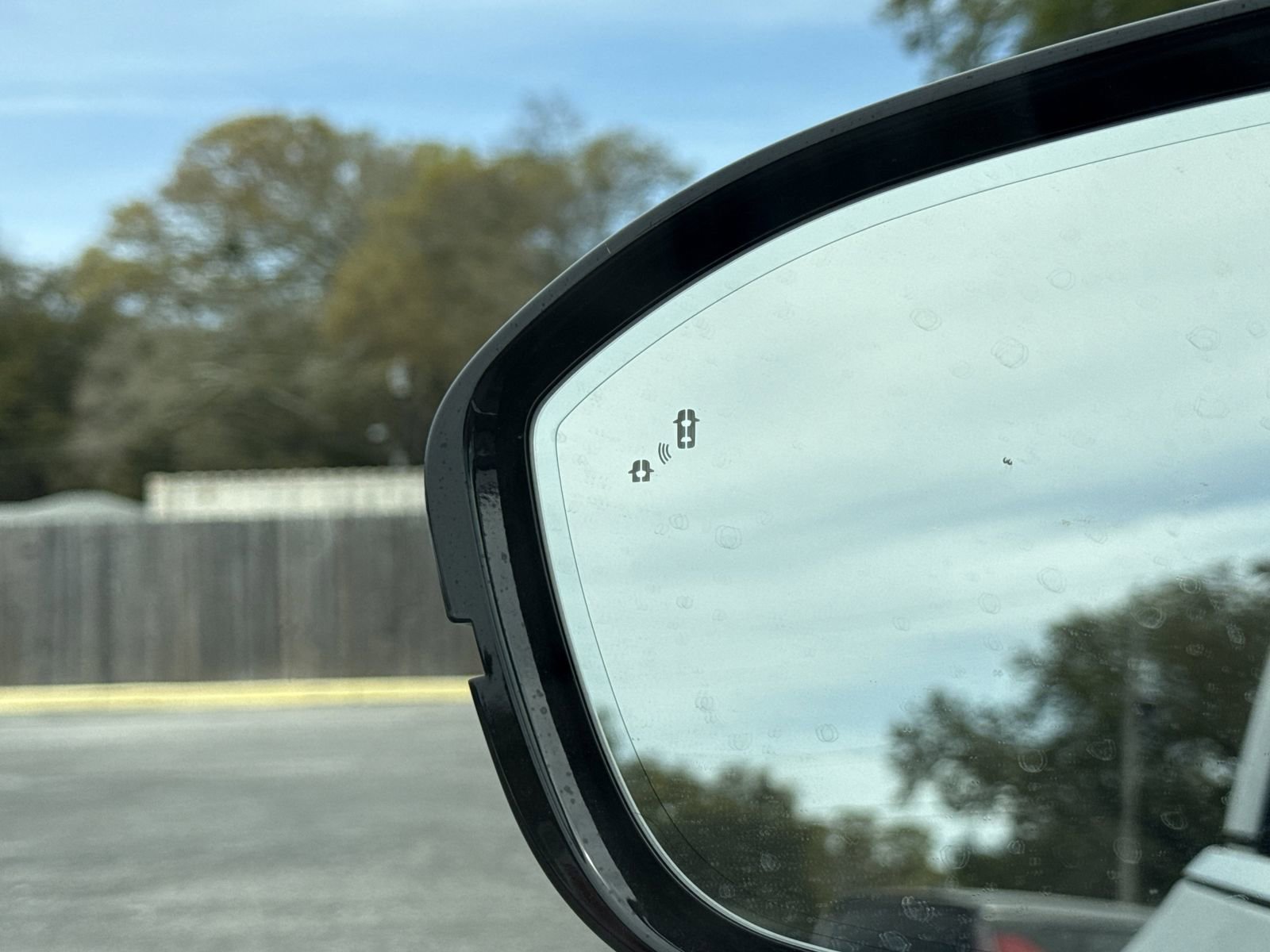 Used 2025 INFINITI QX60 Sensory image 18