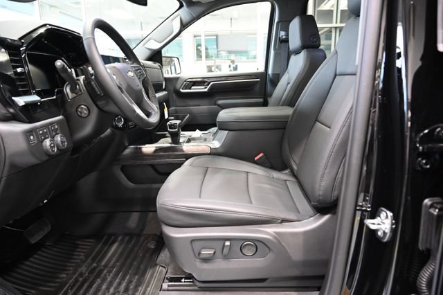 New 2026 Chevrolet Silverado 1500 LTZ AWD/4WD image 12
