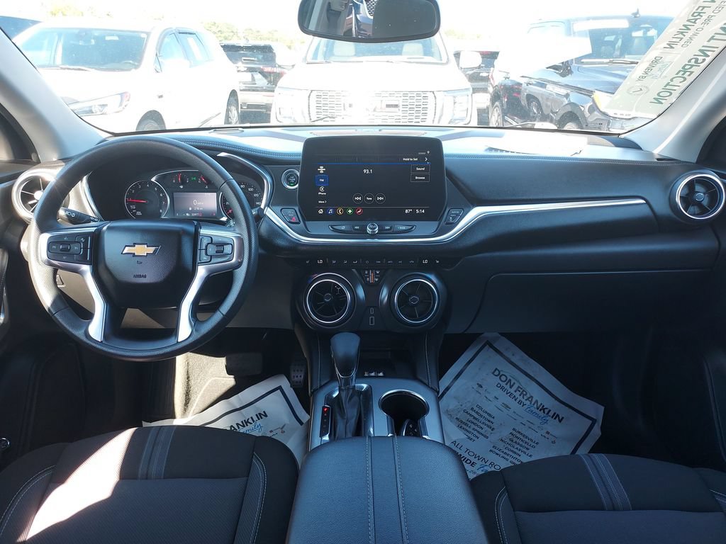 Used 2024 Chevrolet Blazer LT w/ Convenience Package AWD/4WD image 15