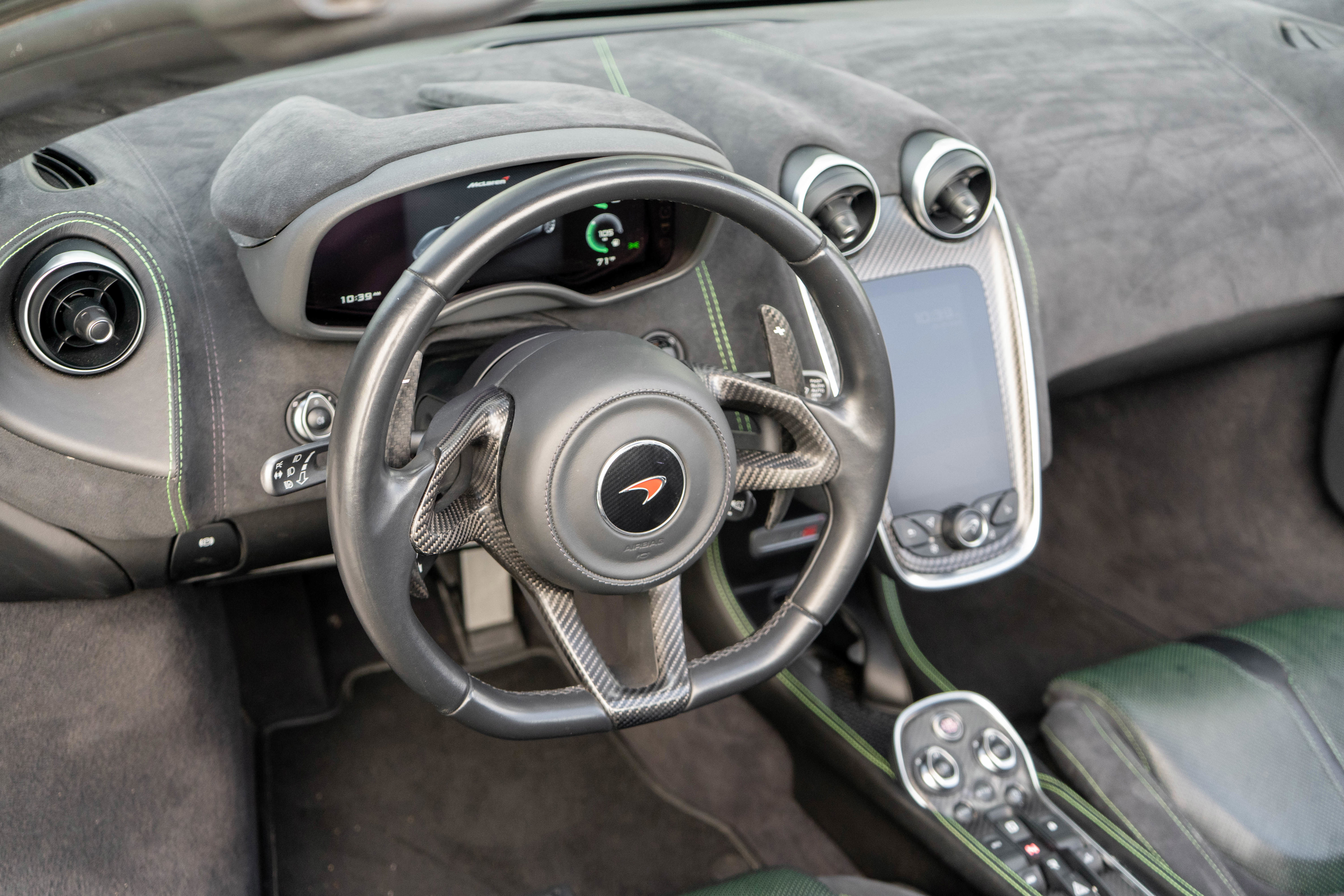 Used 2018 McLaren 570S Spider RWD image 11