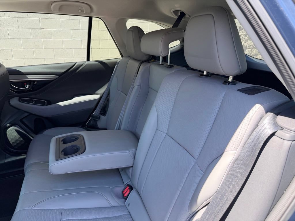 Used 2025 Subaru Outback Limited AWD/4WD image 29