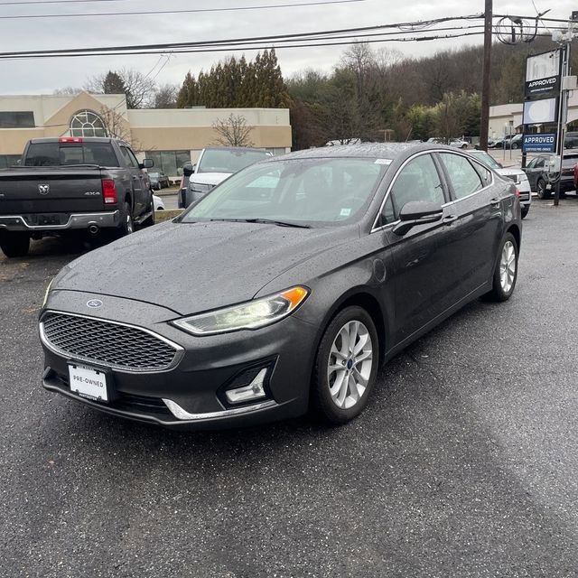 Used 2020 Ford Fusion Energi Titanium image 2