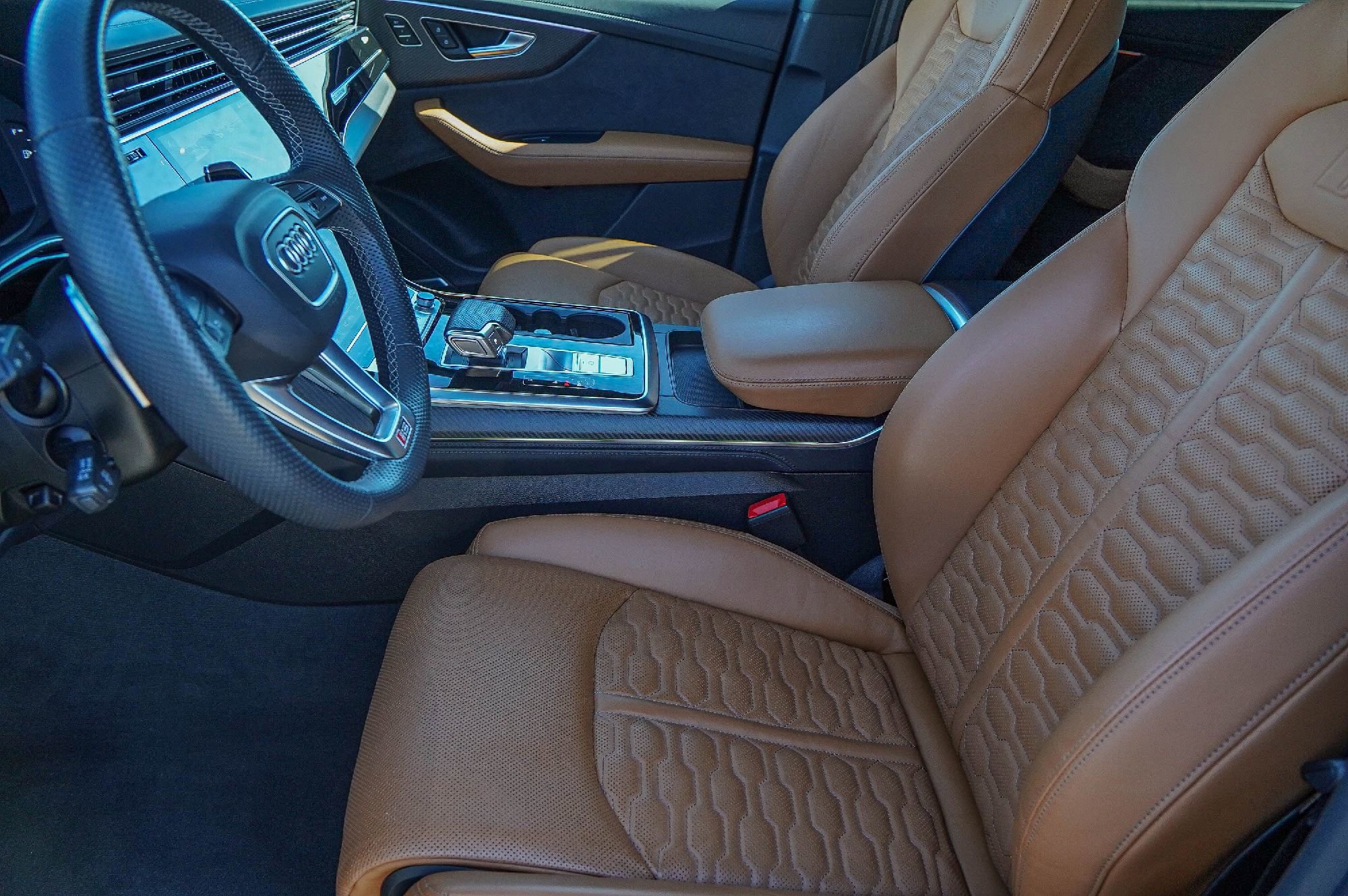 Certified 2023 Audi RS Q8 w/ Black Optic Package image 8