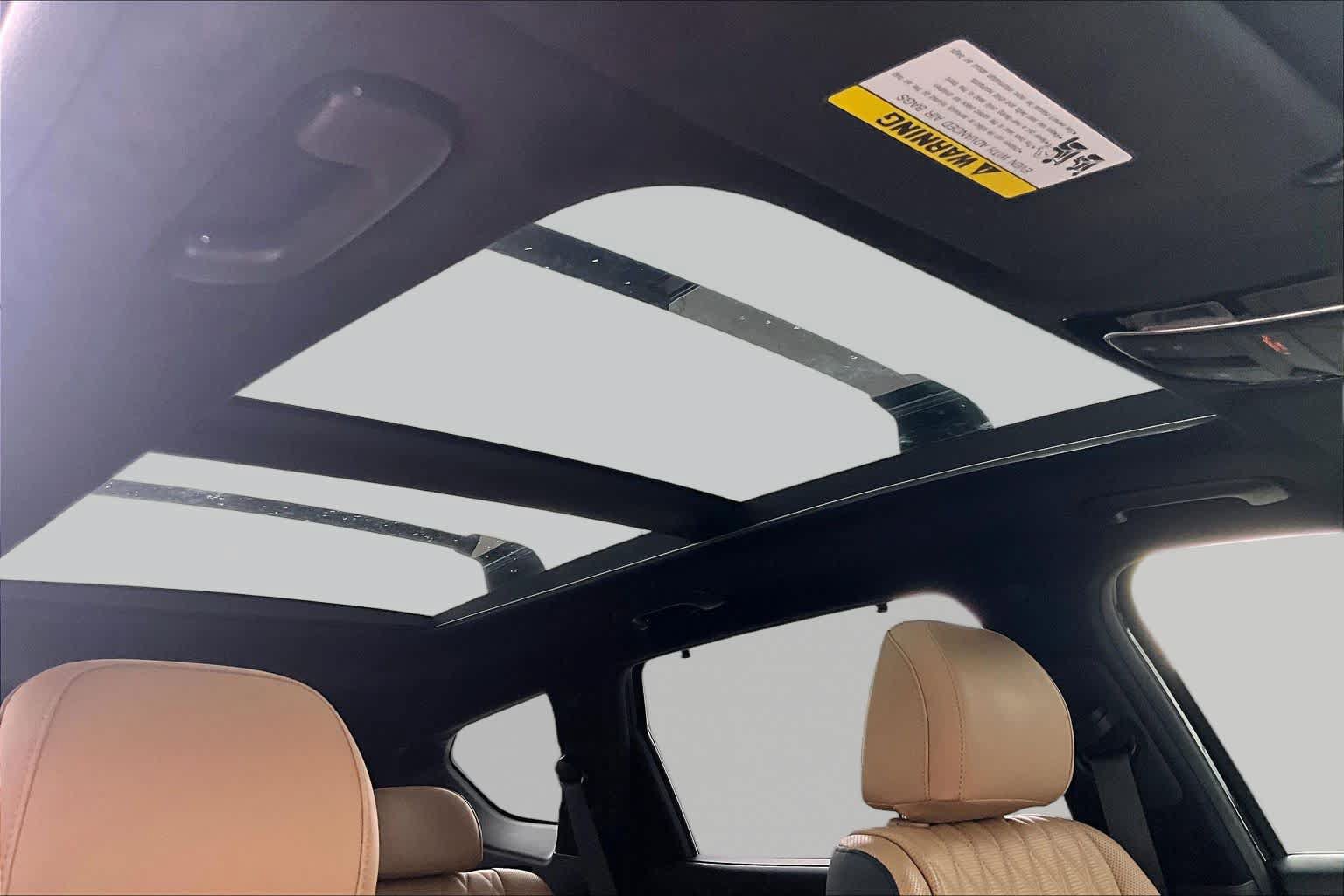 Used 2021 Hyundai Santa Fe Calligraphy AWD/4WD image 14