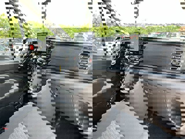 Used 2024 Ford Transit 350 XLT image 27