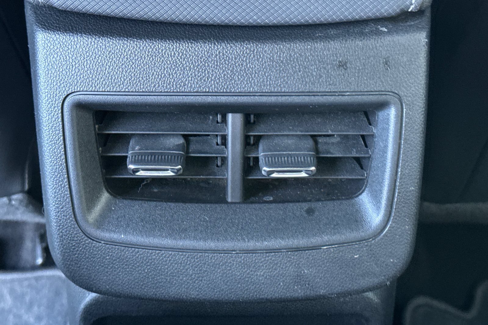Used 2024 Chevrolet Equinox EV LT FWD image 38