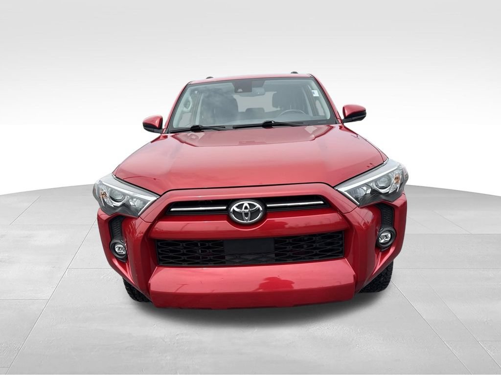 Used 2021 Toyota 4Runner SR5 AWD/4WD image 8