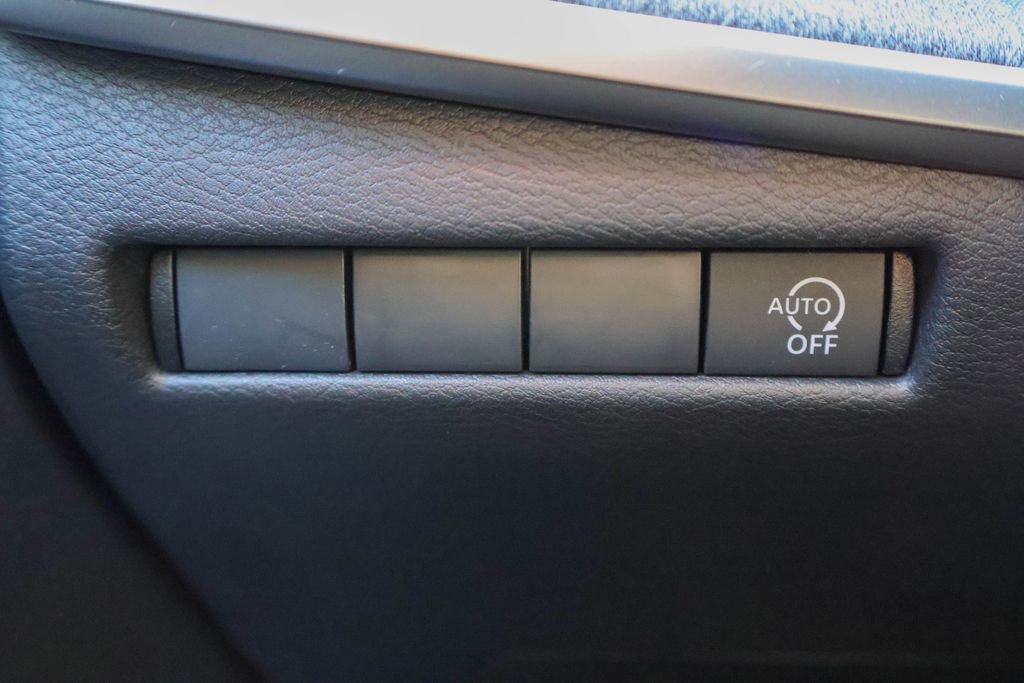 New 2026 Nissan Kicks SV image 16