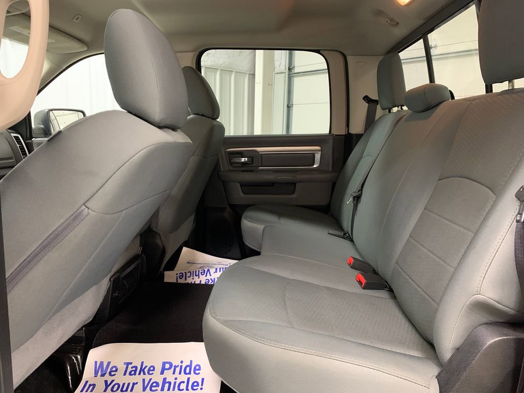 Used 2017 RAM 1500 Classic SLT AWD/4WD image 17
