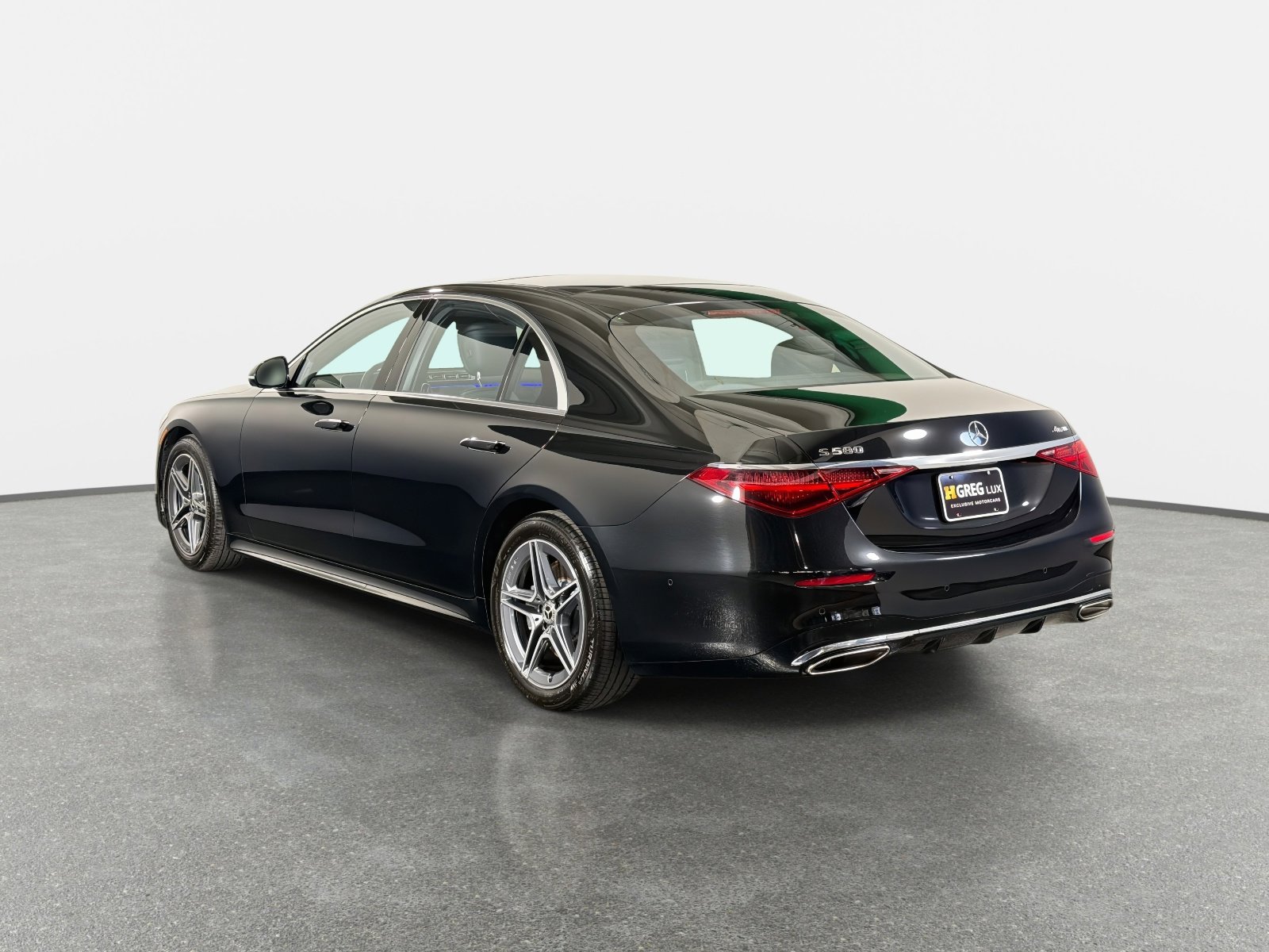 Used 2024 Mercedes-Benz S 580 4MATIC Sedan image 5