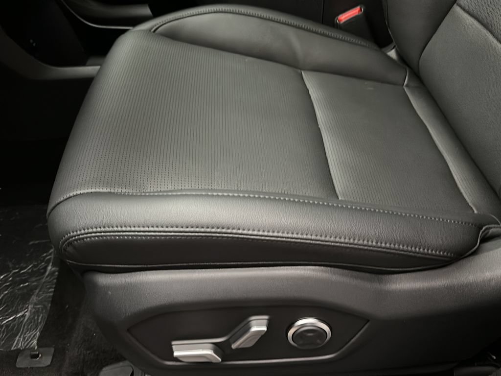 New 2026 Hyundai Santa Fe Limited AWD/4WD image 12