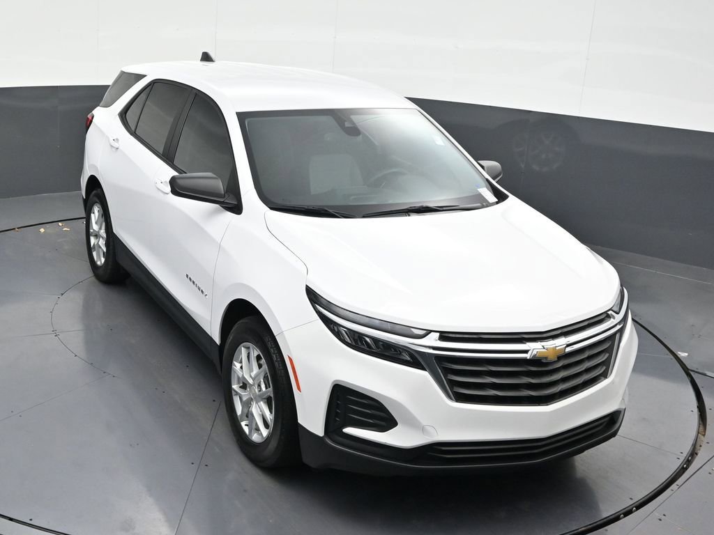 Used 2024 Chevrolet Equinox LS FWD image 23
