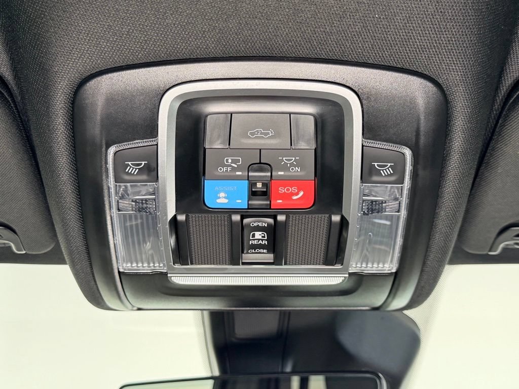 Used 2025 RAM 1500 Big Horn AWD/4WD image 12