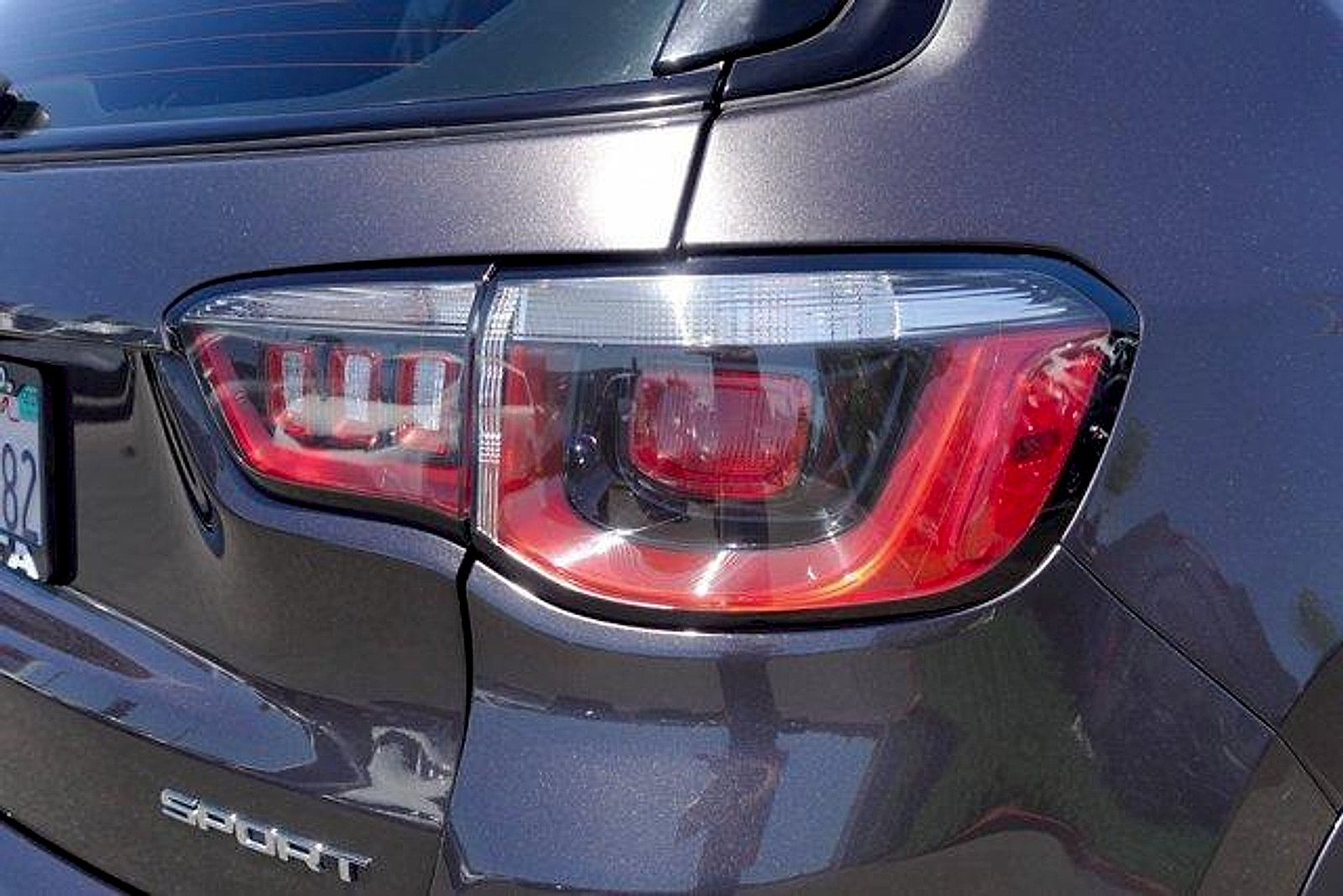 Used 2019 Jeep Compass Sport FWD image 6