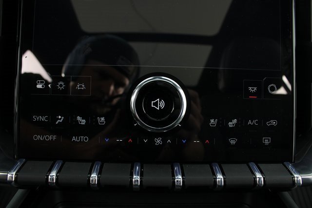 New 2026 GMC Acadia AT4 w/ Luxury Package image 8