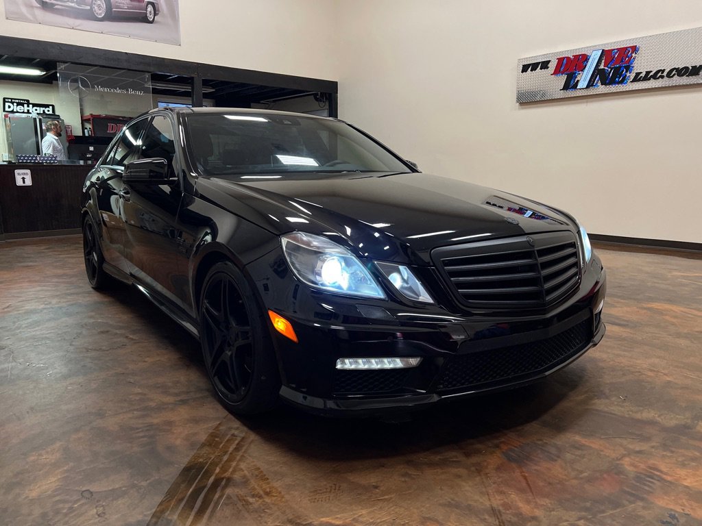 Used 2011 Mercedes-Benz E 63 AMG Sedan image 3