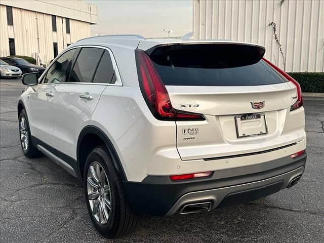 Certified 2023 Cadillac XT4 Premium Luxury w/ Cold Weather Package AWD/4WD image 8