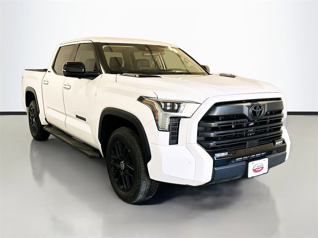 Used 2024 Toyota Tundra Limited image 3