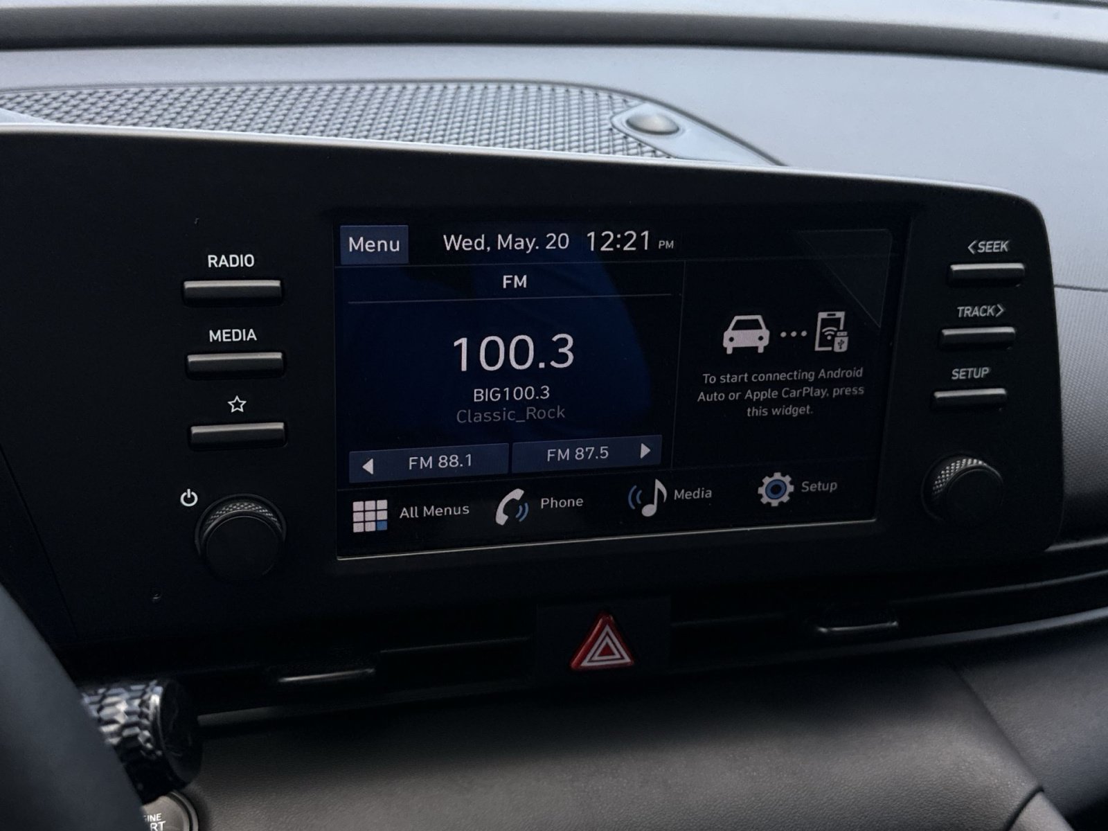 New 2026 Hyundai Elantra SEL Sport Premium FWD image 18