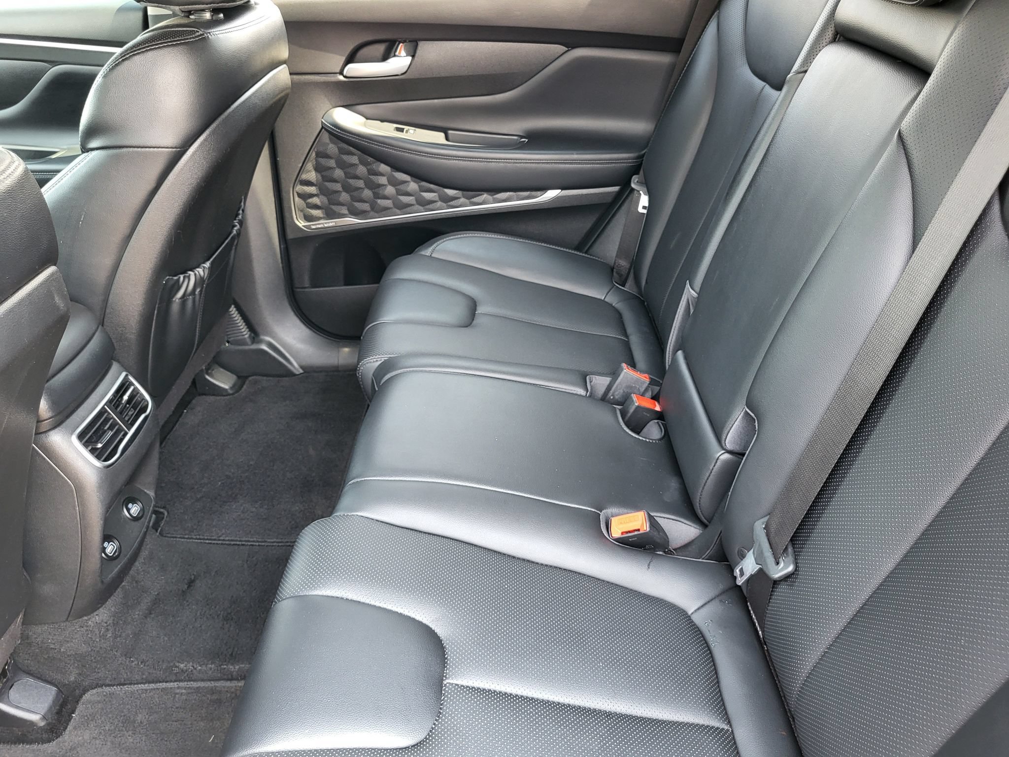 Used 2023 Hyundai Santa Fe SEL Premium AWD/4WD image 27