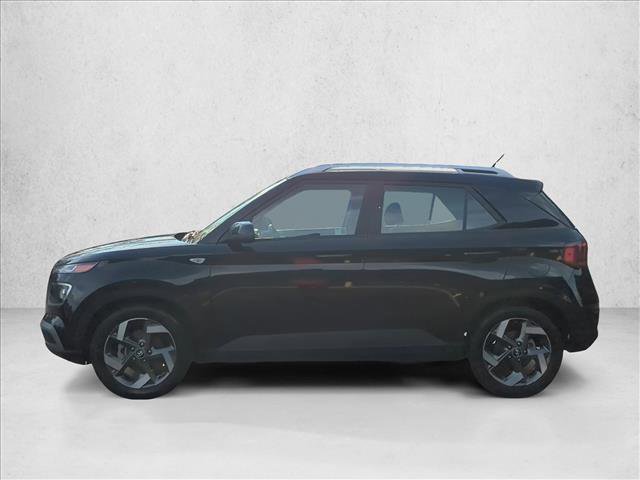 Used 2024 Hyundai Venue SEL image 8