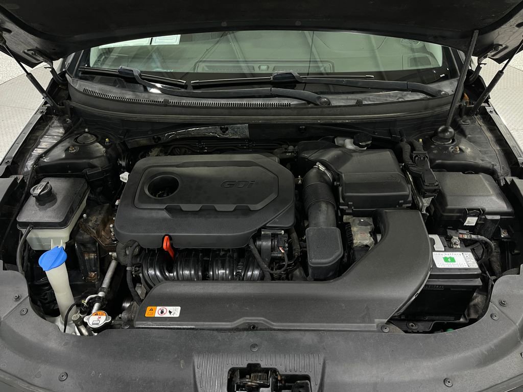 Used 2015 Hyundai Sonata Limited image 24