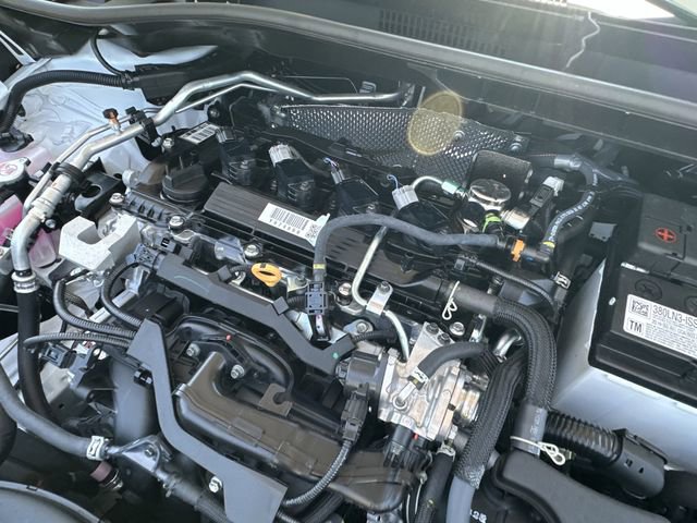 Used 2026 Toyota Corolla Cross LE FWD image 26