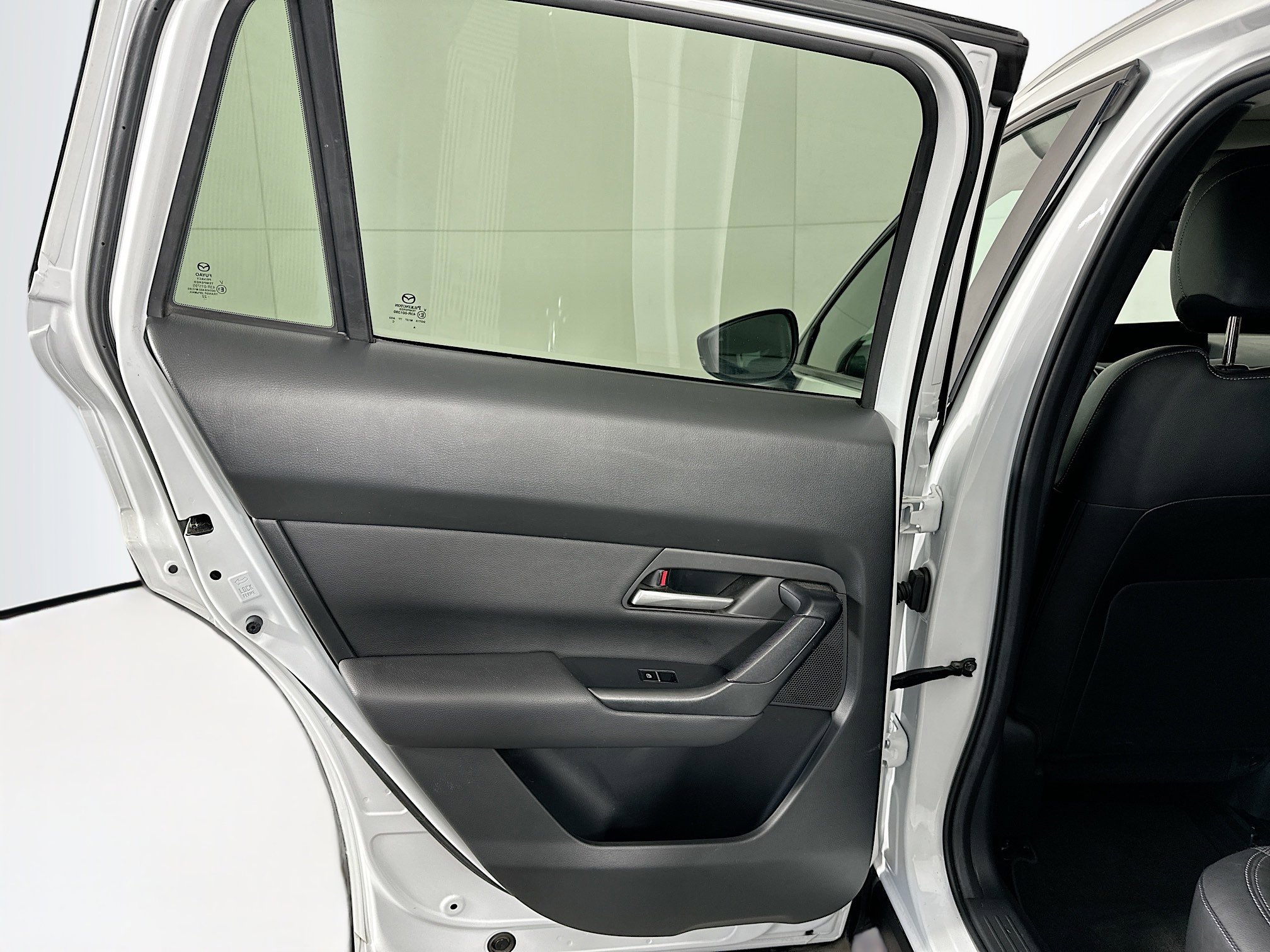 Used 2023 MAZDA CX-50 2.5 S w/ Preferred Plus Pkg image 26