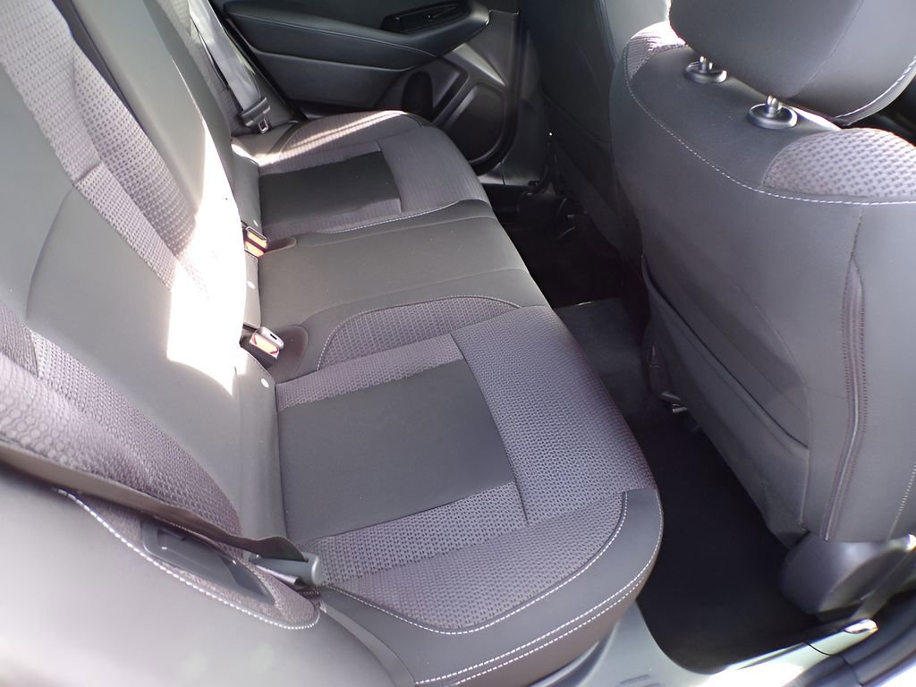 Used 2023 Subaru Outback Premium image 16