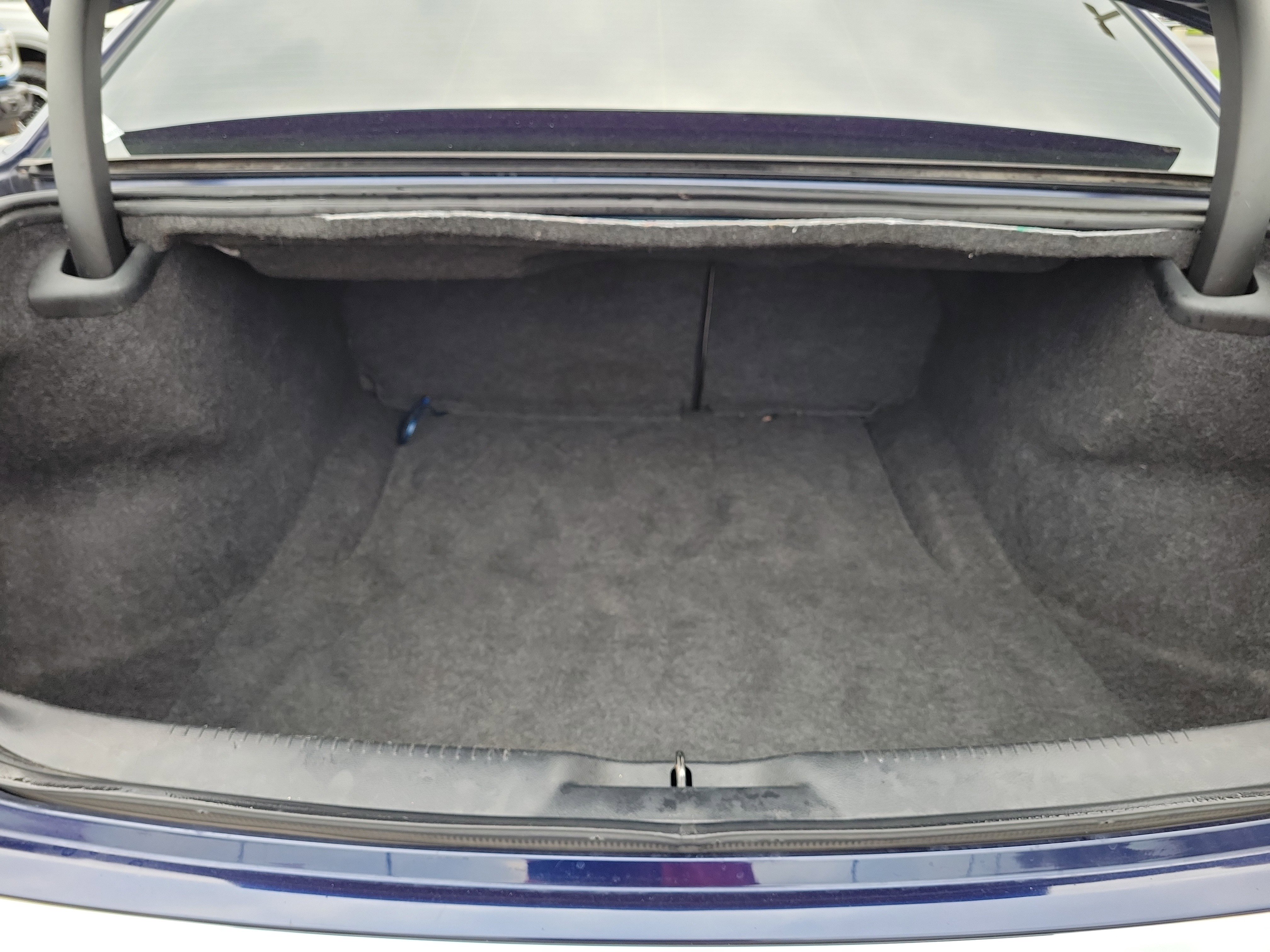 Used 2016 Chrysler 300 Limited image 10