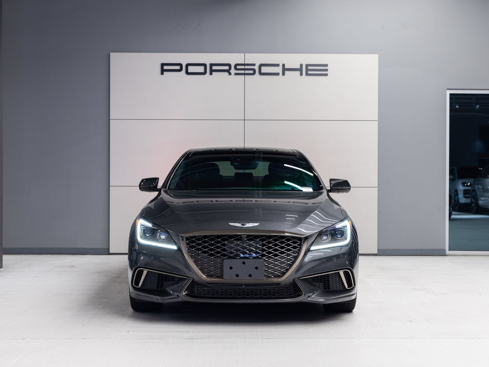 Used 2020 Genesis G80 3.3T Sport RWD image 10