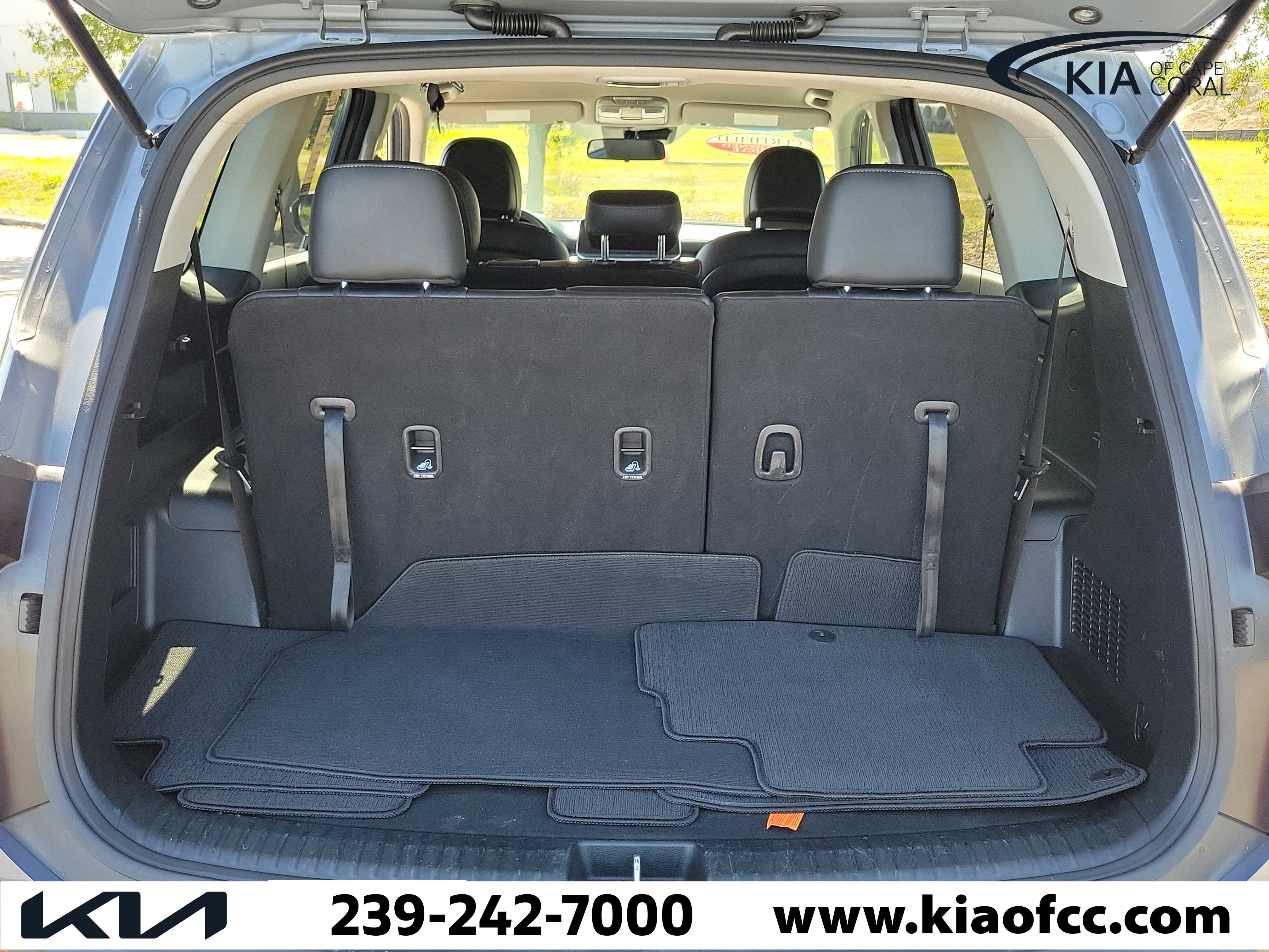 Certified 2022 Kia Telluride LX image 11